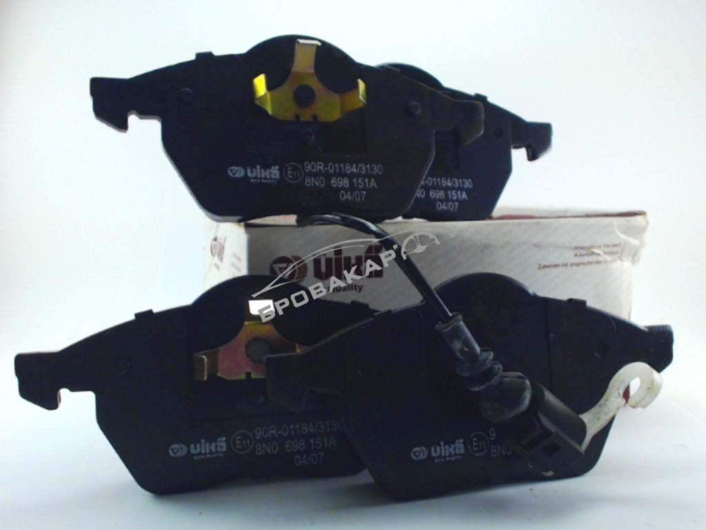 Колодки тормозные перед.Oct.1.8T с датчи.