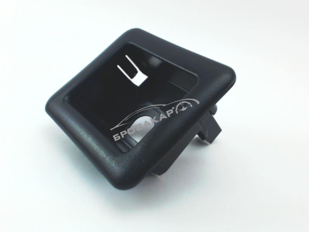 Крепление фиксатора зад.спинки Oct/Fab