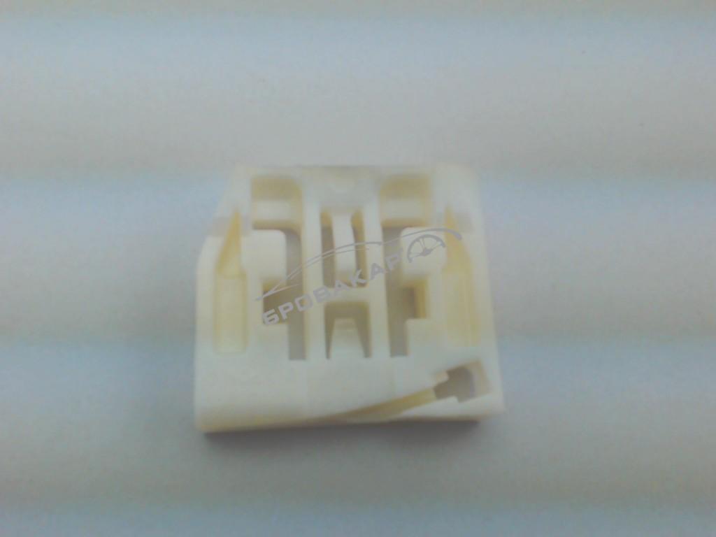 Направляющий стеклоподъемника Oct.PL/ZP