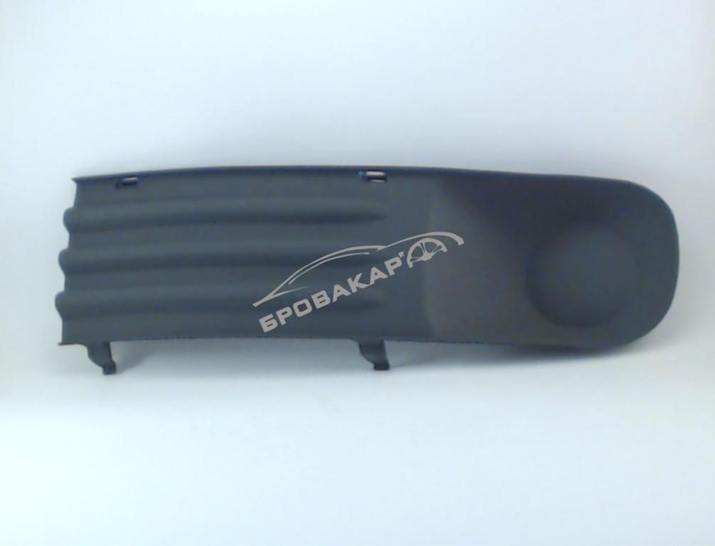 Заглушка перед.бампера Т5 лев.